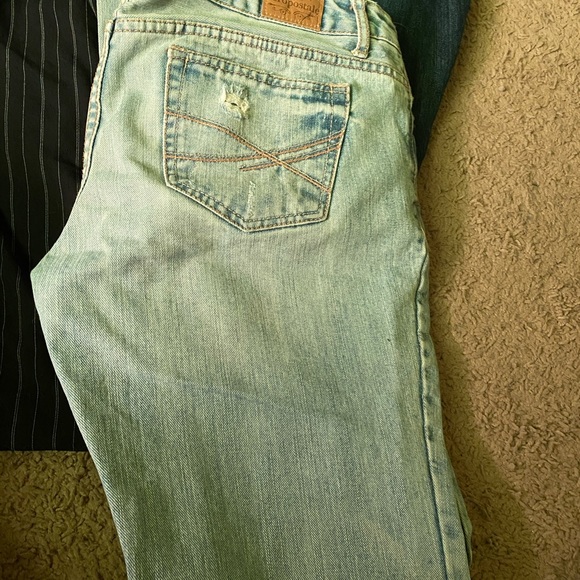 Clothes - Picture 2 of 16